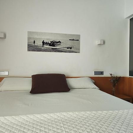 Hotel Alboran 卡沃内拉斯 外观 照片