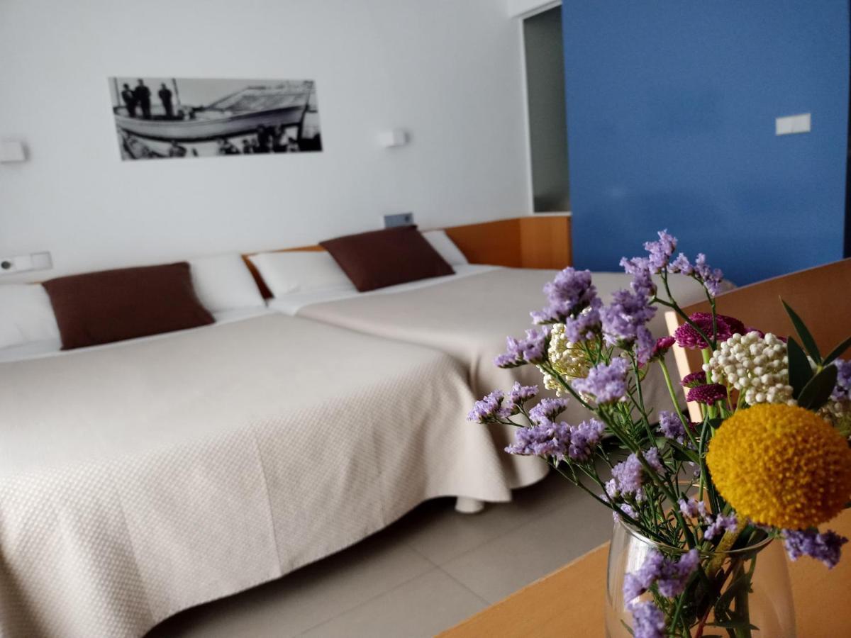 Hotel Alboran 卡沃内拉斯 外观 照片